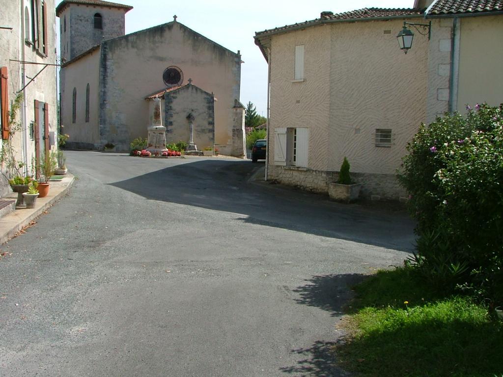Saint-Paul-Lizonne Le Petit Lavoir מראה חיצוני תמונה